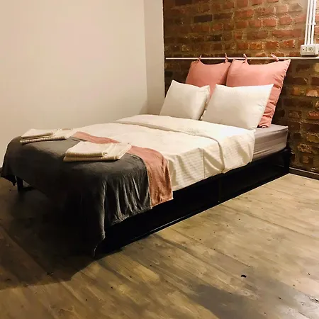 Amos Homes בוקרשט