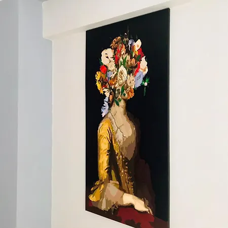 Гостьовий будинок Amos Homes 3*