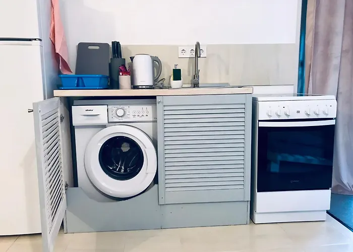 Amos Homes 3* Бухарест