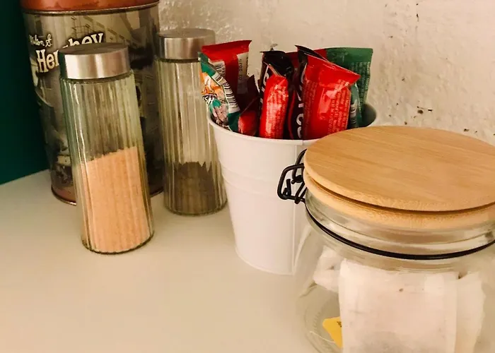 Amos Homes Gæstehus 3*