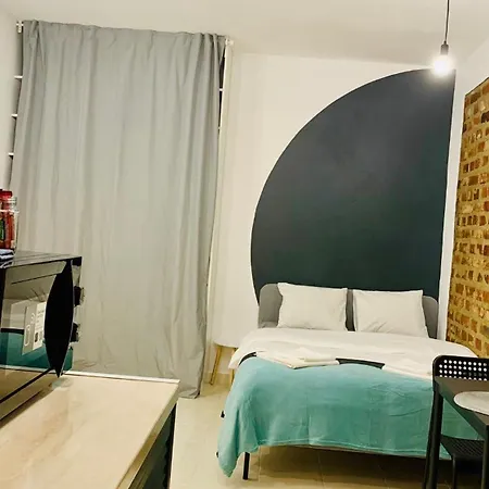 Amos Homes Guest house