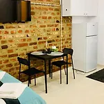 Amos Homes 3* 부쿠레슈티