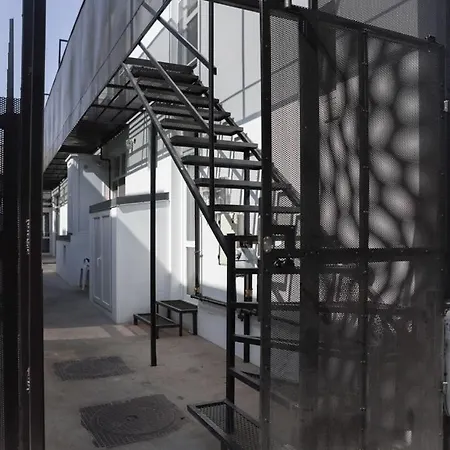 Konukevi Amos Homes Bükreş
