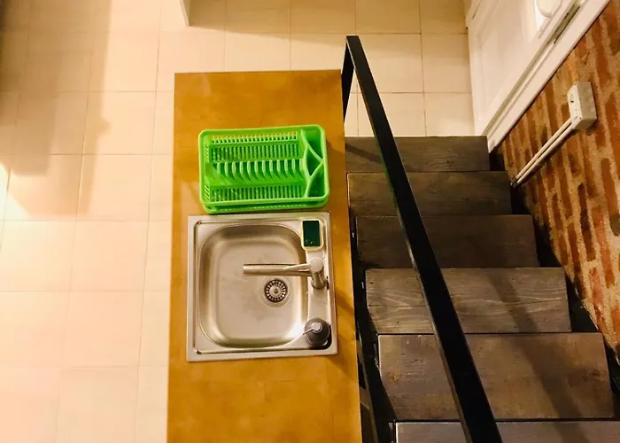 Amos Homes Πανσιόν 3*